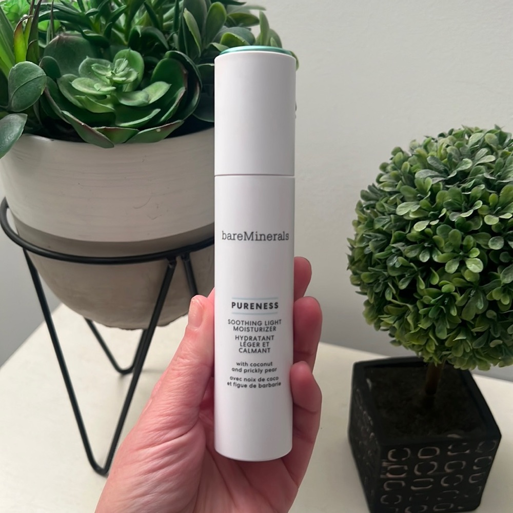 Brand new Bareminerals pureness soothing light moisturizer